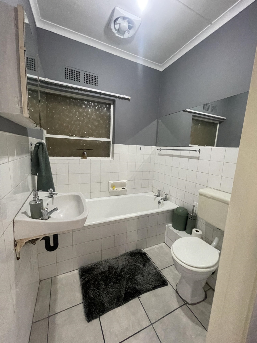 5 Bedroom Property for Sale in Saxilby Eastern Cape